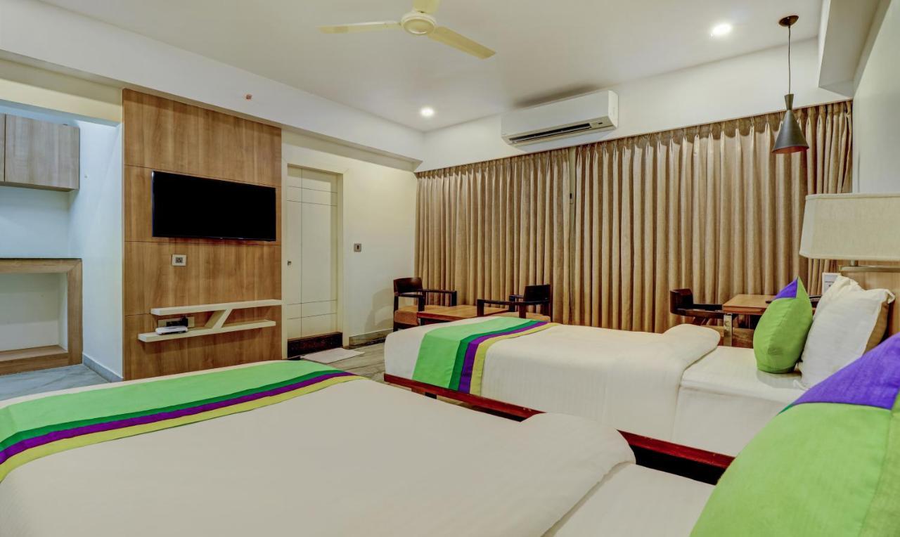 Treebo Seaesta Rk Beach Визакхапатнам Екстериор снимка